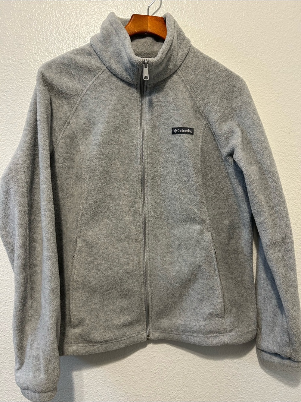 Columbia women’s Light Gray Full-Zip Fleece Jacket